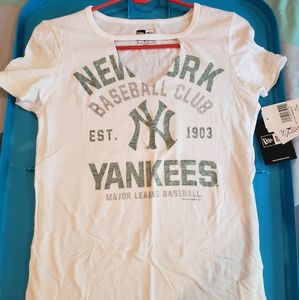 Yankees woman Tshirt